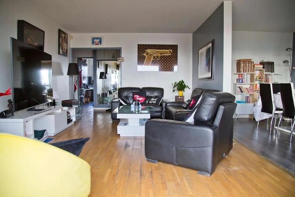 Perfect Modern High Floor With View Apartment *